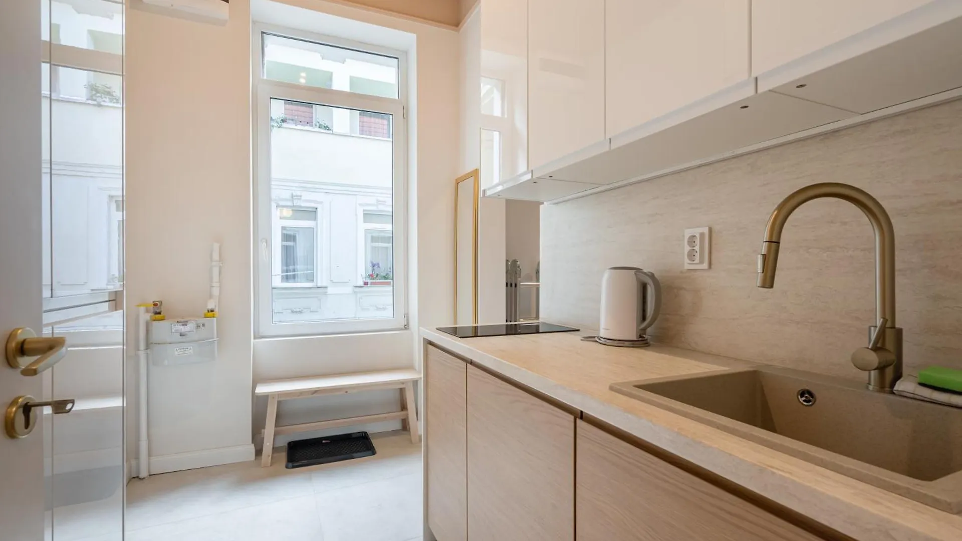 Daydream Den Apartment Budapest